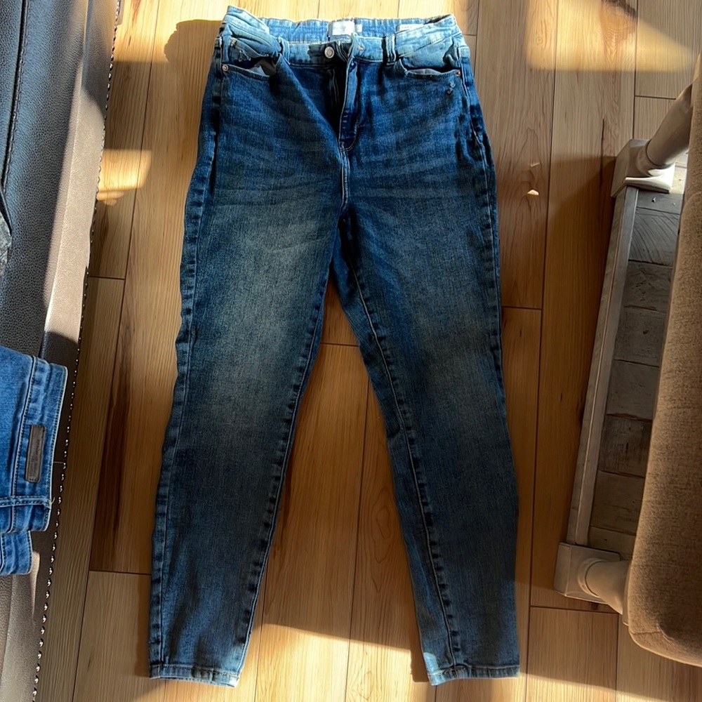 (P) True Craft Woman’s Jean with stretch